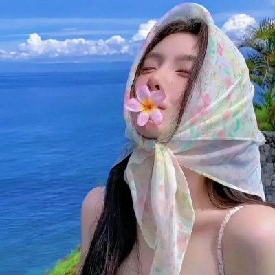 白色，红色与...